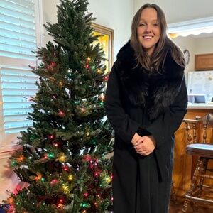 Cashmere blend coat with fur collar